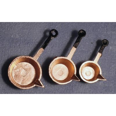 Set of 3 Spout Pans