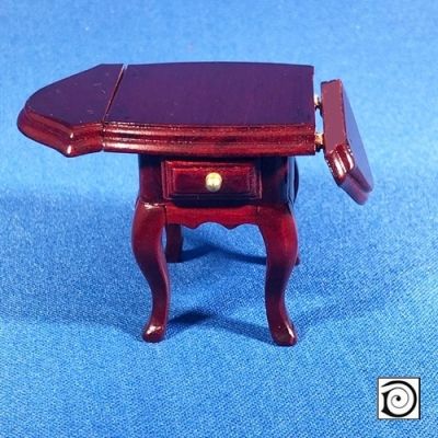 Small drop leaf side table