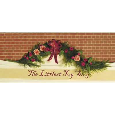 Hanging Christmas Garland                                   