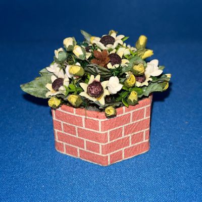 Flowers in Pot Sunflowers 2.5" (Hand made in the UK)